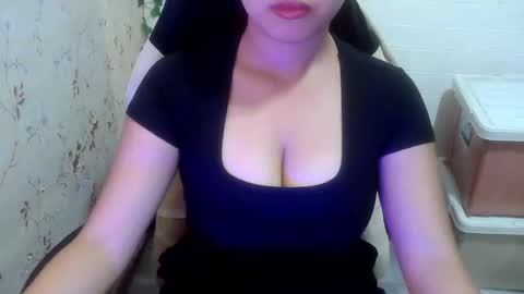 Snapshot of mysweetjel chatting on March 20, 2026, 12:21 pm Jelly girl online show from March 20, 2026, 12:21 pm