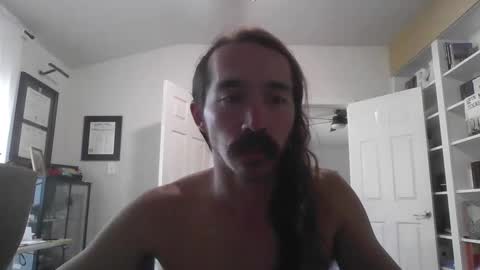 mythrowawayatx online show from February 2, 2025, 5:04 pm