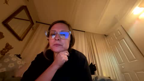 Snapshot of n00biez chatting on June 2, 2026, 1:07 am n00biez online show from June 2, 2026, 1:07 am