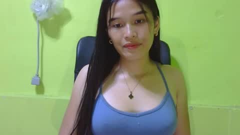 Snapshot of n3ssa chatting on November 20, 2025, 8:58 am nessa online show from November 20, 2025, 8:58 am