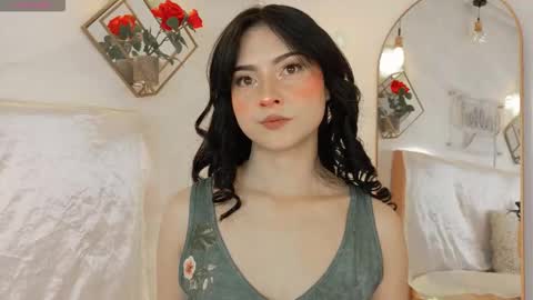 naamah_b online show from March 6, 2026, 2:24 pm