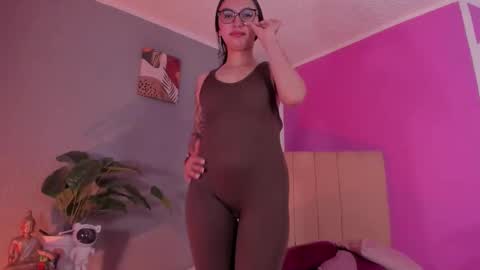 Snapshot of naath_ chatting on December 4, 2025, 10:29 pm anny online show from December 4, 2025, 10:29 pm
