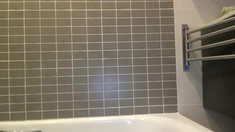 Snapshot of nachosev chatting on October 1, 2025, 5:52 pm jesussevilla online show from October 1, 2025, 5:52 pm