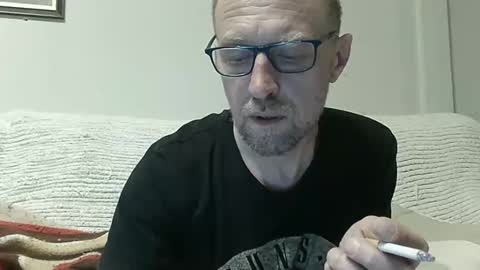 nachtigall25 online show from February 17, 2026, 4:53 am