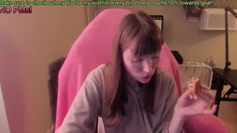 Snapshot of nacmar chatting on October 23, 2025, 1:38 am Natalie Marlo online show from October 23, 2025, 1:38 am