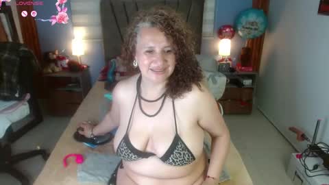 Snapshot of nadia_84 chatting on April 28, 2026, 7:30 pm nadia_84 online show from April 28, 2026, 7:30 pm