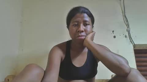 nadiasando online show from November 20, 2025, 8:03 am