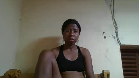 nadiasando online show from November 24, 2025, 7:57 pm