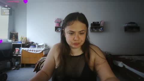 nadiiamorgun online show from April 19, 2026, 5:29 am