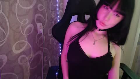 Naemi online show from September 10, 2025, 8:14 am