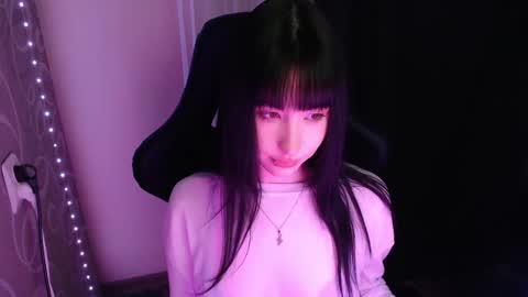 Snapshot of naemiblush chatting on December 22, 2025, 4:15 pm Naemi online show from December 22, 2025, 4:15 pm