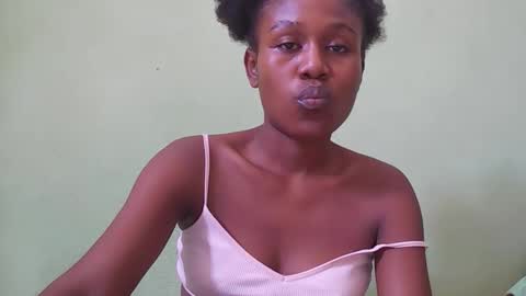 nah296652 online show from April 10, 2026, 7:02 am