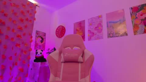 Nahara Soler online show from October 26, 2025, 4:35 pm