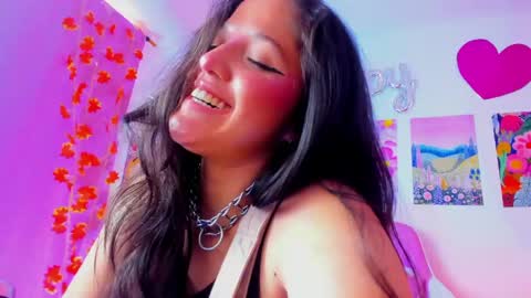 Snapshot of naharasoler chatting on April 25, 2026, 9:34 pm Nahara Soler online show from April 25, 2026, 9:34 pm