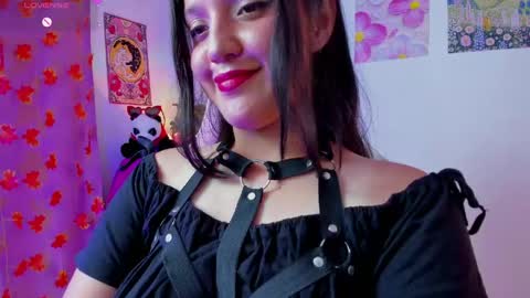 Snapshot of naharasoler chatting on May 8, 2026, 9:53 pm Nahara Soler online show from May 8, 2026, 9:53 pm