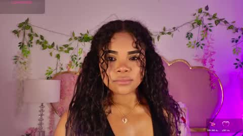 Snapshot of nahiarareina chatting on May 7, 2026, 1:49 pm NahiaraReina online show from May 7, 2026, 1:49 pm