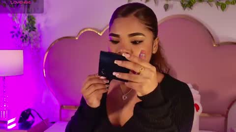 Snapshot of nahiarareina chatting on July 11, 2026, 1:14 pm NahiaraReina online show from July 11, 2026, 1:14 pm