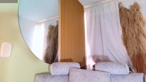 Snapshot of nahiavictoria chatting on July 1, 2026, 3:23 pm NahiaVictoria online show from July 1, 2026, 3:23 pm