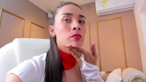 Snapshot of nahimithompson chatting on November 6, 2025, 7:37 pm Nahimi online show from November 6, 2025, 7:37 pm