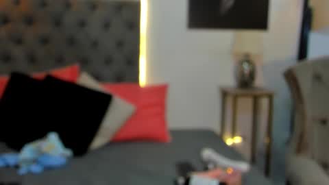 nahirobyy ebonyy online show from December 1, 2025, 6:46 pm