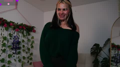 Naho  Sigueme en mis Redes Sociales Follow me on my social networks online show from June 25, 2026, 5:12 am