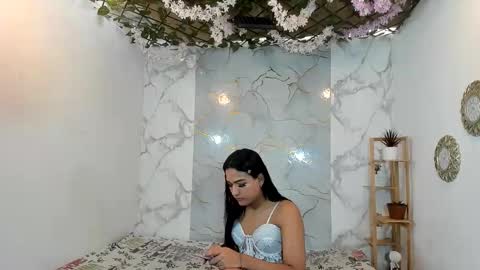 Snapshot of nahomi_hot2002 chatting on June 7, 2026, 1:15 pm nahomi_hot2002 online show from June 7, 2026, 1:15 pm