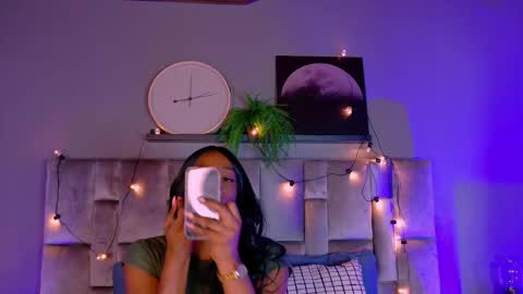 Snapshot of nahomicampbell_ chatting on October 21, 2025, 7:36 pm VICTORIA online show from October 21, 2025, 7:36 pm