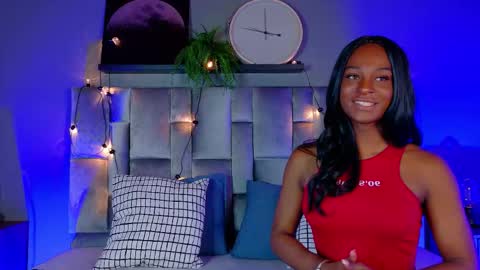 Snapshot of nahomicampbell_ chatting on November 4, 2025, 7:46 pm VICTORIA online show from November 4, 2025, 7:46 pm