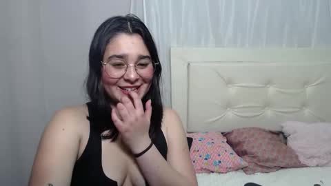 Nahomy online show from December 12, 2024, 7:59 pm