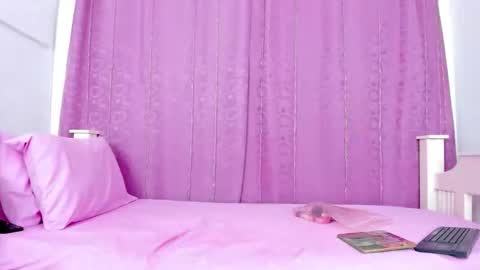 Snapshot of nahomy_smiith_ chatting on November 1, 2025, 6:43 pm nahomy_smiith_ online show from November 1, 2025, 6:43 pm