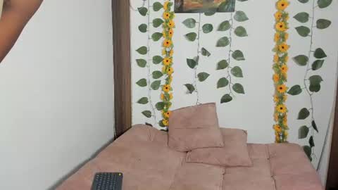 Snapshot of nahomy_smiiths chatting on July 14, 2026, 1:52 am Nahomy online show from July 14, 2026, 1:52 am