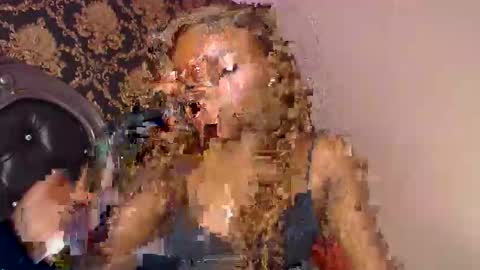 Naia online show from February 9, 2026, 8:13 pm