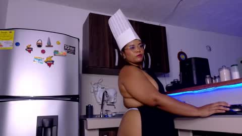 Snapshot of nairagold_ chatting on March 24, 2026, 12:59 am nairagold_ online show from March 24, 2026, 12:59 am