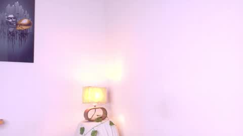 Snapshot of nairagold_ chatting on March 28, 2026, 1:05 am nairagold_ online show from March 28, 2026, 1:05 am