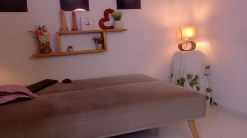 Snapshot of nairagold_ chatting on May 16, 2026, 12:07 am nairagold_ online show from May 16, 2026, 12:07 am