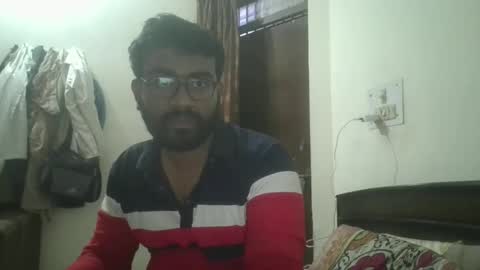 NAIRANANDU28 online show from March 18, 2026, 4:37 am