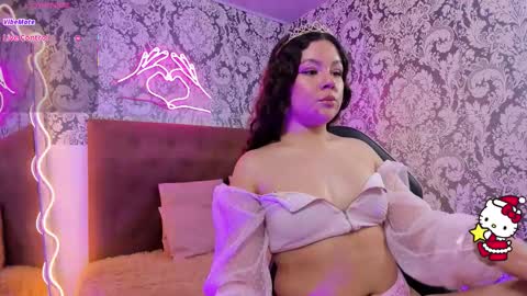 Snapshot of nairobii_tay chatting on December 16, 2025, 3:22 am NAIROBII online show from December 16, 2025, 3:22 am