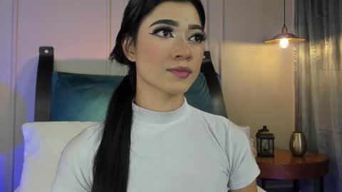 Snapshot of naishaford_1 chatting on October 25, 2025, 1:46 am Naisha Ford online show from October 25, 2025, 1:46 am