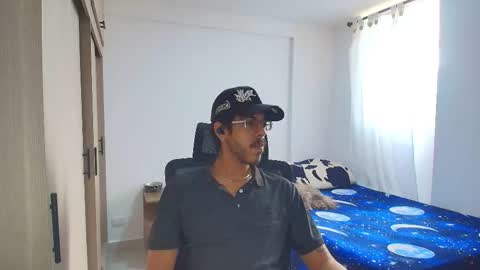 Snapshot of naitsihrc chatting on November 27, 2025, 2:52 pm Nait online show from November 27, 2025, 2:52 pm