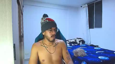 Snapshot of naitsihrc chatting on December 14, 2025, 12:38 am Nait online show from December 14, 2025, 12:38 am