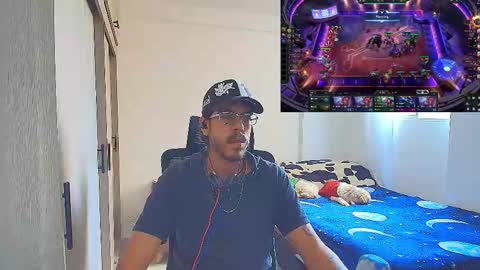 Snapshot of naitsihrc chatting on December 15, 2025, 4:55 pm Nait online show from December 15, 2025, 4:55 pm