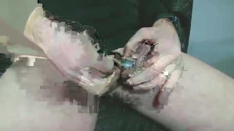 Snapshot of nakedbeachcouple chatting on January 19, 2025, 1:44 pm nakedbeachcouple online show from January 19, 2025, 1:44 pm