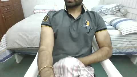 Snapshot of nakedpie chatting on January 1, 2025, 3:24 pm NakedPie online show from January 1, 2025, 3:24 pm