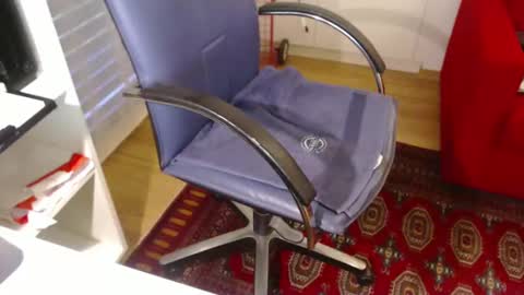 Snapshot of nakedwanker10 chatting on February 5, 2025, 6:56 am Nakedwanker10 online show from February 5, 2025, 6:56 am