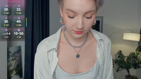 Kate online show from October 23, 2025, 12:37 pm