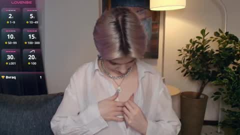 Kate online show from November 19, 2025, 11:43 am