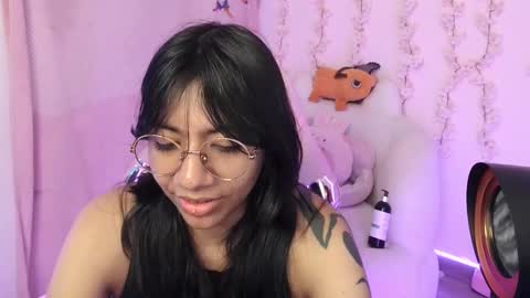 nami_usagi online show from November 27, 2025, 4:53 pm