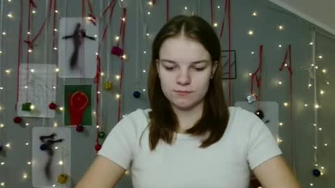 Nana online show from November 19, 2025, 9:09 am