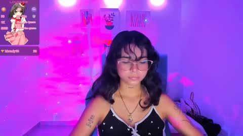 nanami_owo online show from October 9, 2025, 2:20 am