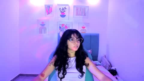 nanami_owo online show from October 11, 2025, 6:23 am
